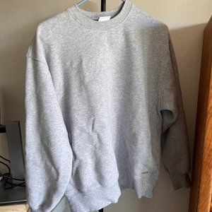 Aritzia Grey Sweatshirt